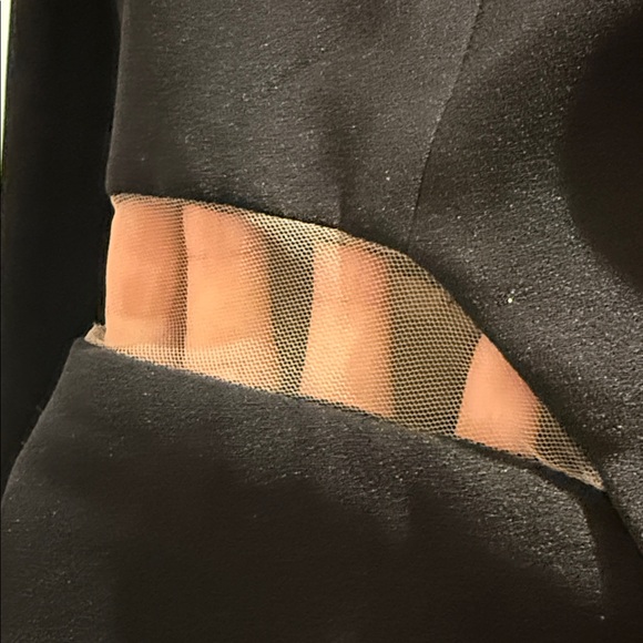 Unique brand new dress - Picture 7 of 8